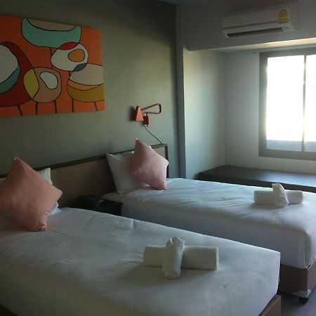 Hotel Chalong Sea Breeze Exterior foto