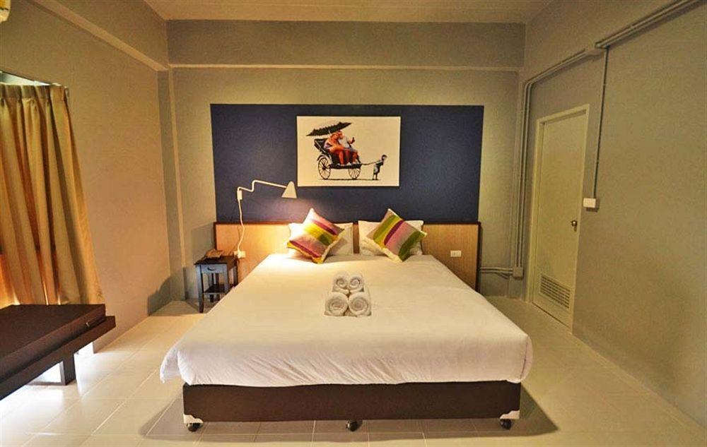 Hotel Chalong Sea Breeze Exterior foto