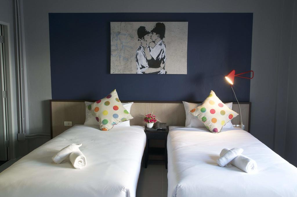 Hotel Chalong Sea Breeze Exterior foto